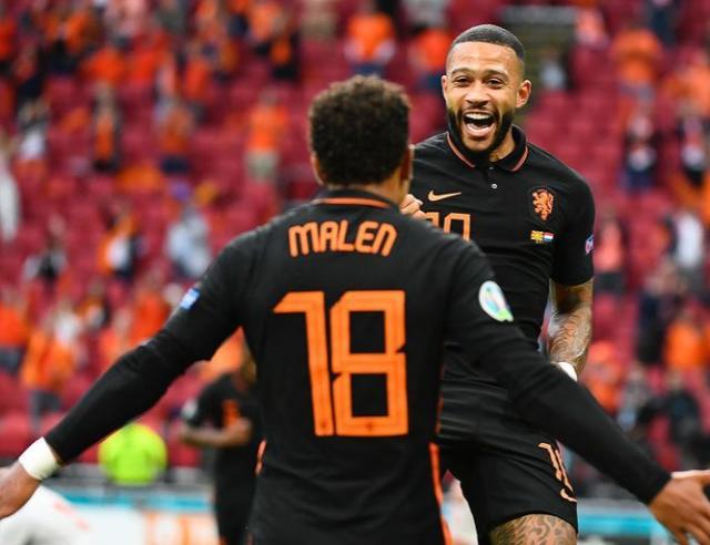 贴身连段 贴身连段